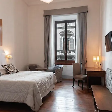 Πανσιόν Il Salotto Di 3*