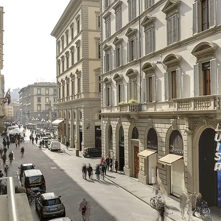 بيت ضيافة Il Salotto Di فلورنس